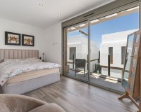 Resale - Villa - Orihuela Costa - Villamartín