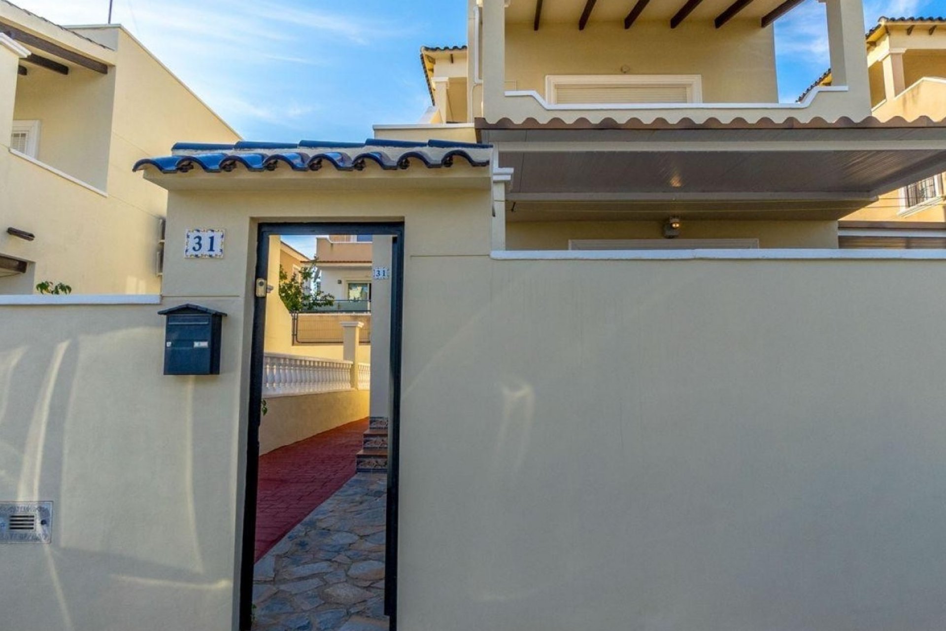 Resale - Villa - Orihuela Costa - Villamartín