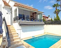 Resale - Villa - Orihuela Costa - Villamartín