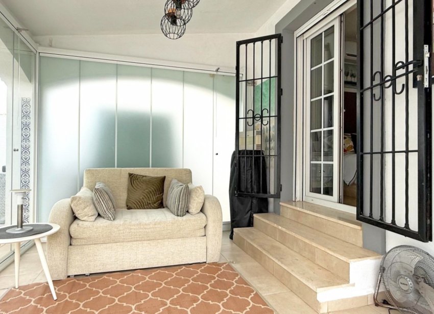 Resale - Villa - Orihuela Costa - Villamartín