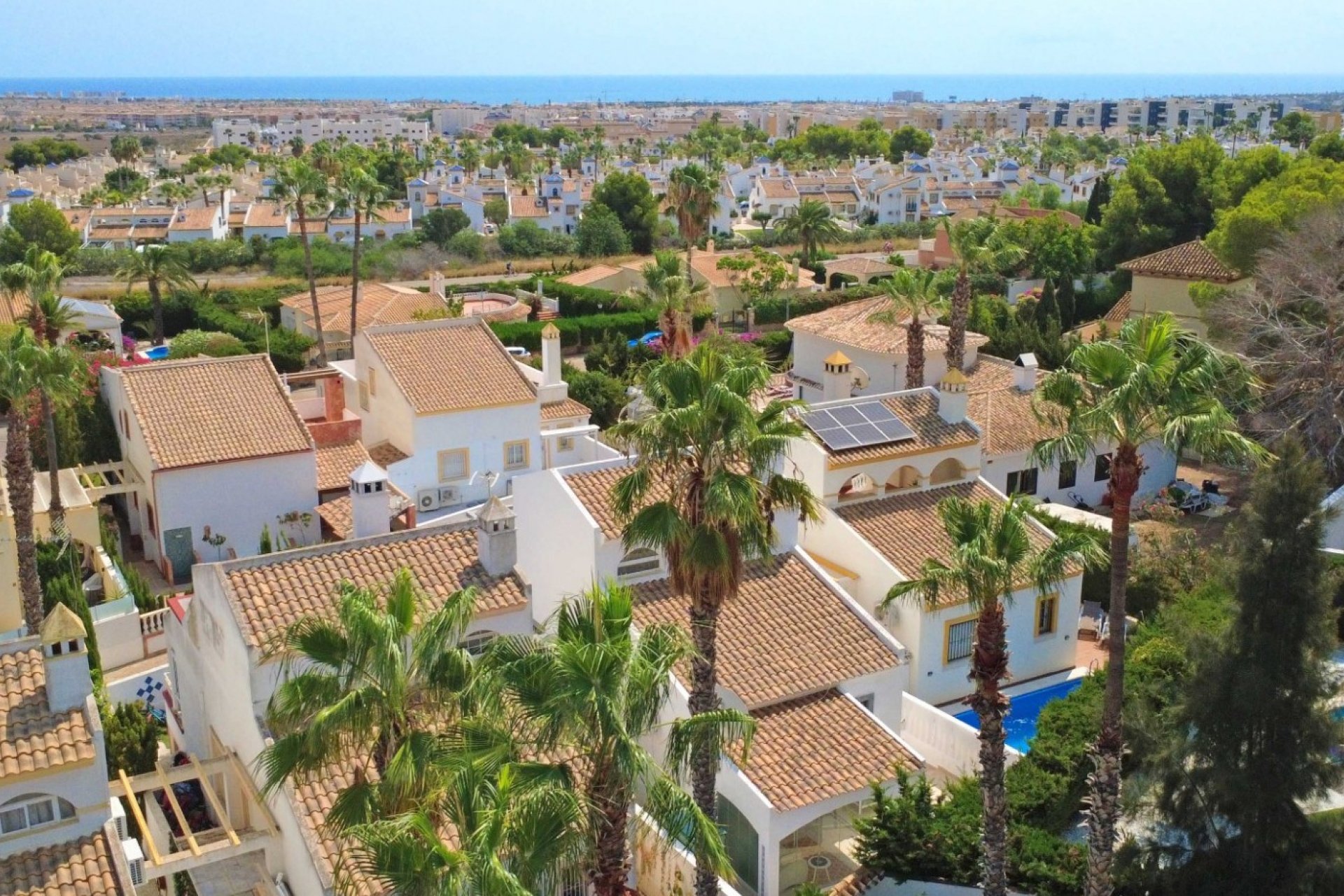 Resale - Villa - Orihuela Costa - Villamartín
