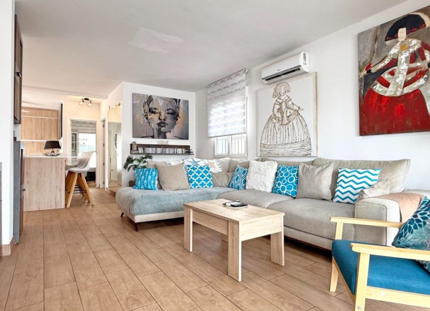 Resale - Villa - Orihuela Costa - Villamartín