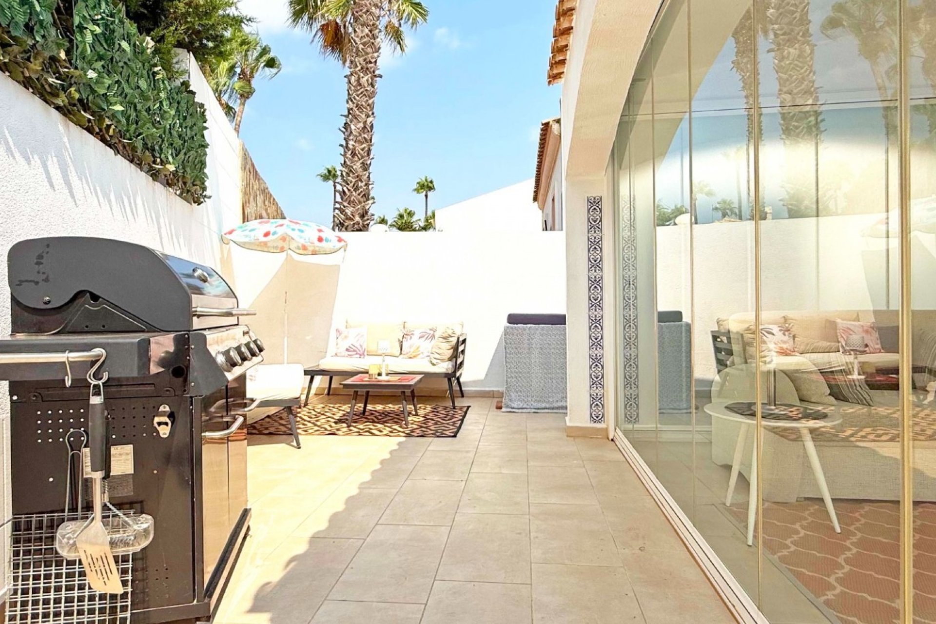 Resale - Villa - Orihuela Costa - Villamartín
