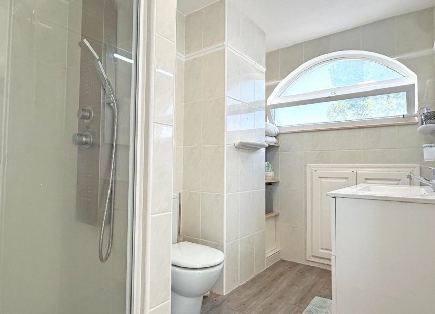 Resale - Villa - Orihuela Costa - Villamartín