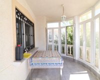 Resale - Villa - Orihuela Costa - Villamartín