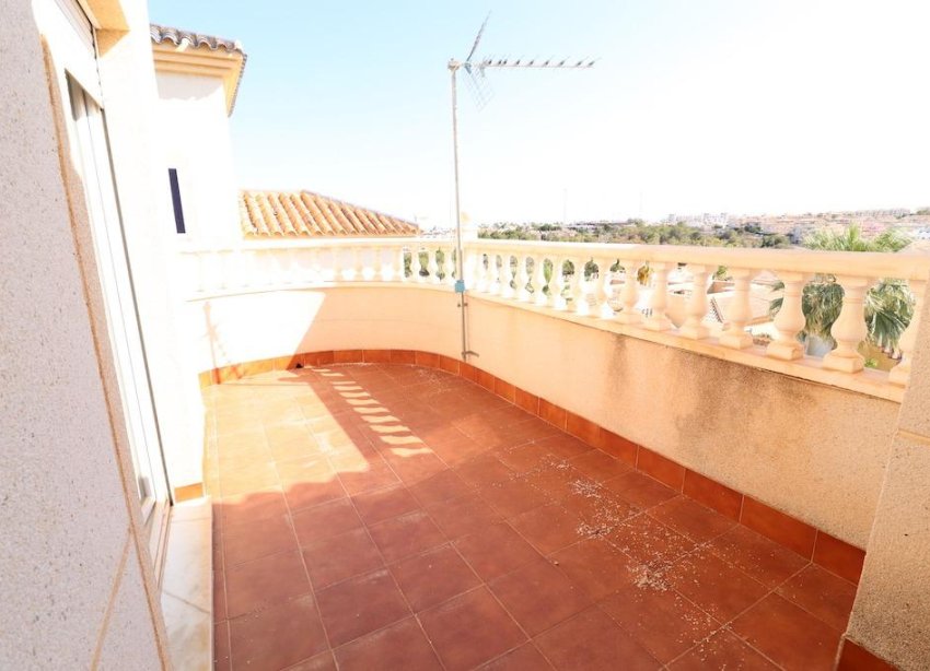 Resale - Villa - Orihuela Costa - Villamartín