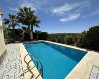 Resale - Villa - Orihuela Costa - Villamartin