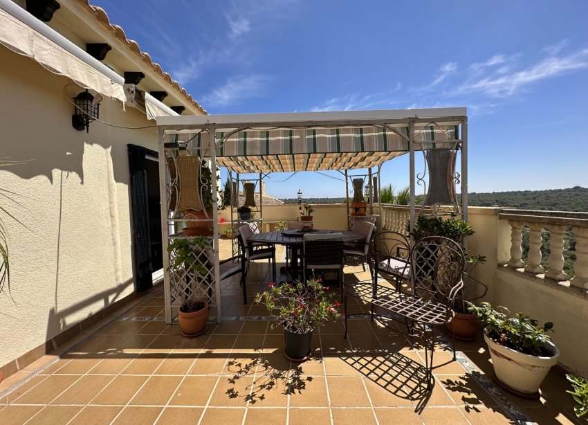 Resale - Villa - Orihuela Costa - Villamartin