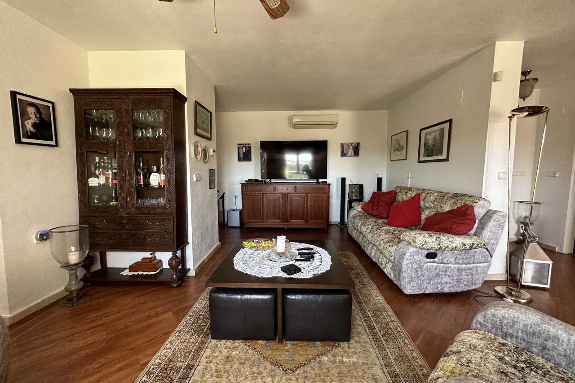 Resale - Villa - Orihuela Costa - Villamartin