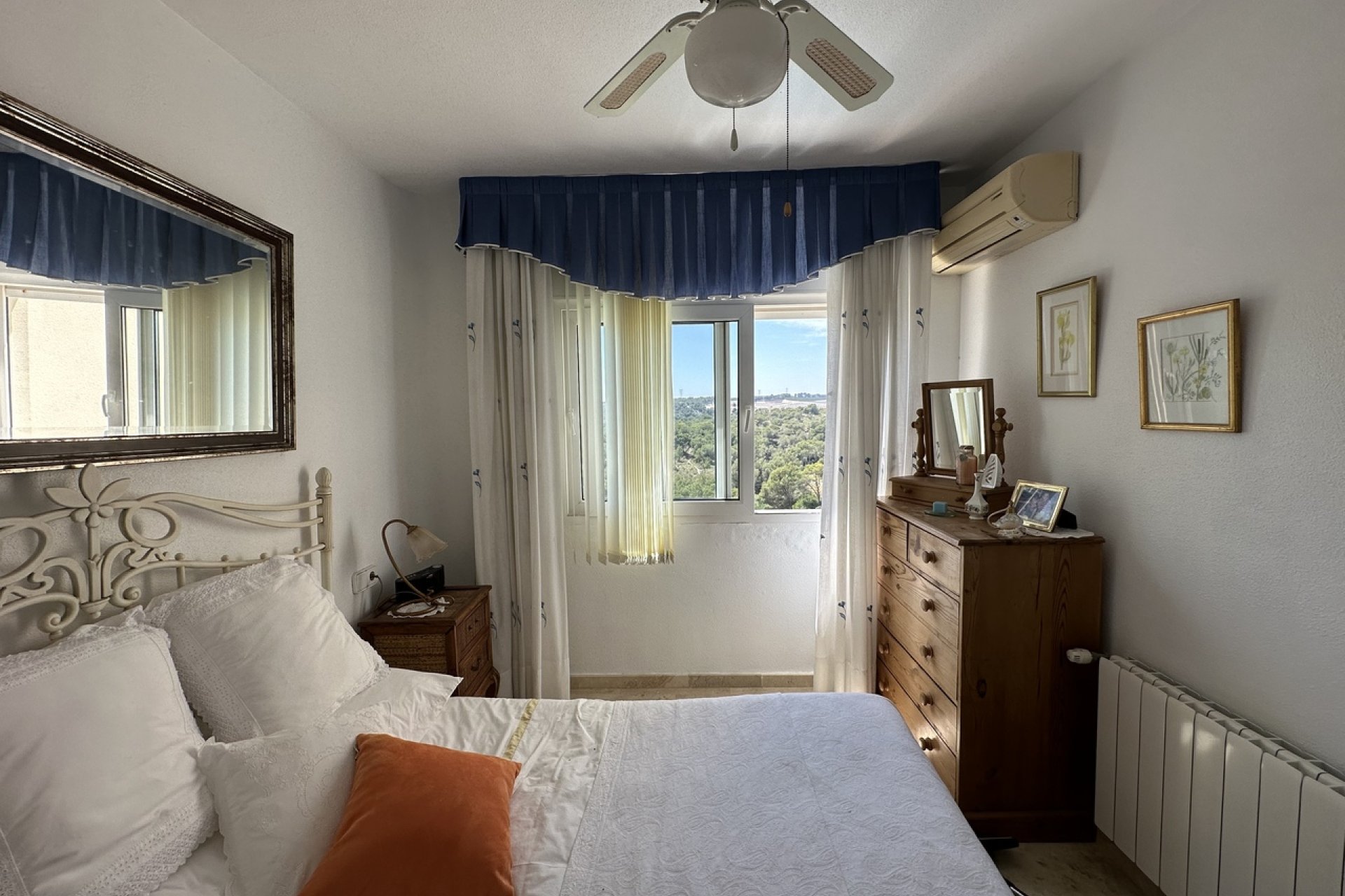 Resale - Villa - Orihuela Costa - Villamartin