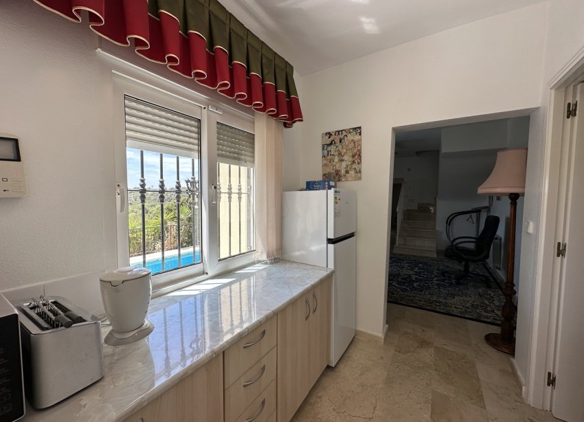 Resale - Villa - Orihuela Costa - Villamartin