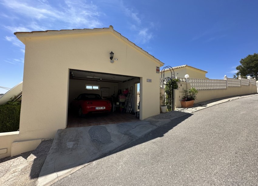 Resale - Villa - Orihuela Costa - Villamartin