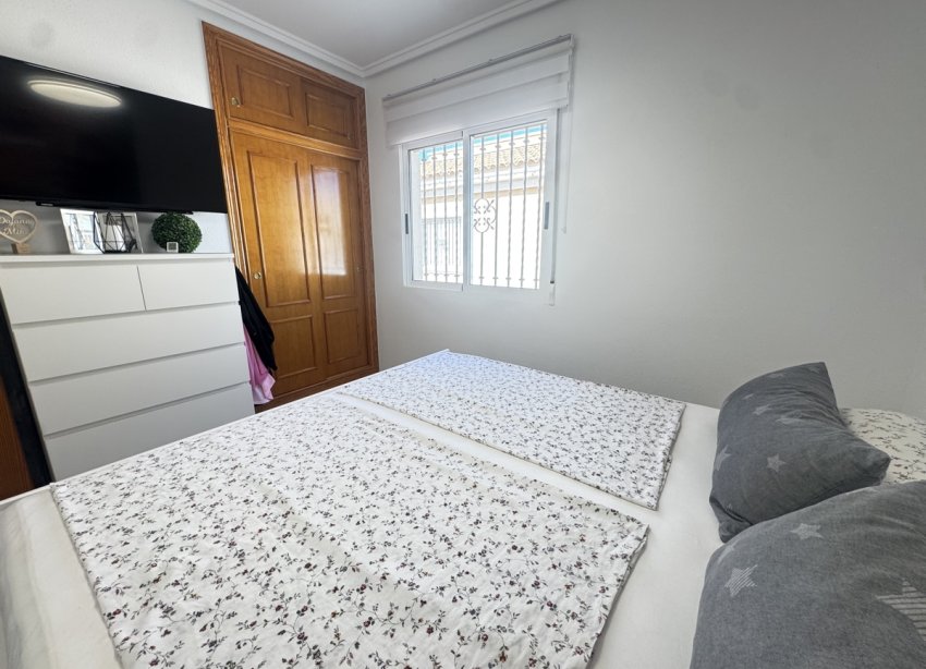 Resale - Villa - Orihuela Costa - Villamartin