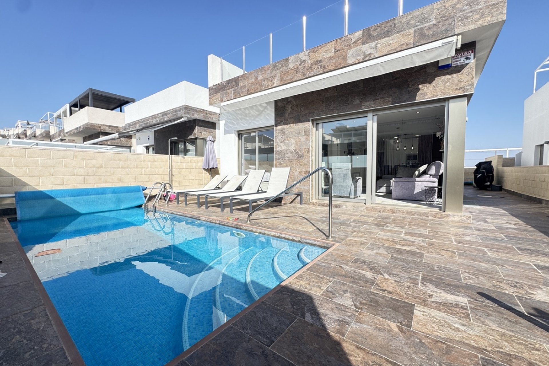 Resale - Villa - Orihuela Costa - Villamartin