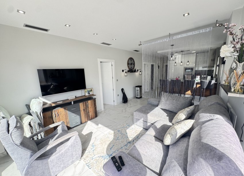 Resale - Villa - Orihuela Costa - Villamartin