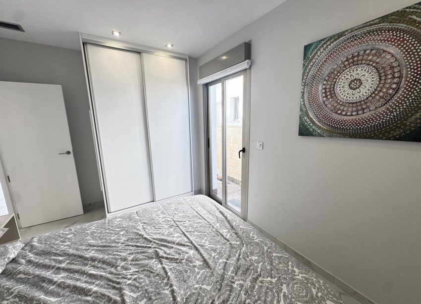 Resale - Villa - Orihuela Costa - Villamartin