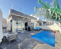 Resale - Villa - Orihuela Costa - Villamartin