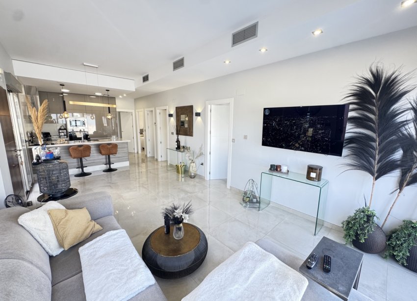 Resale - Villa - Orihuela Costa - Villamartin