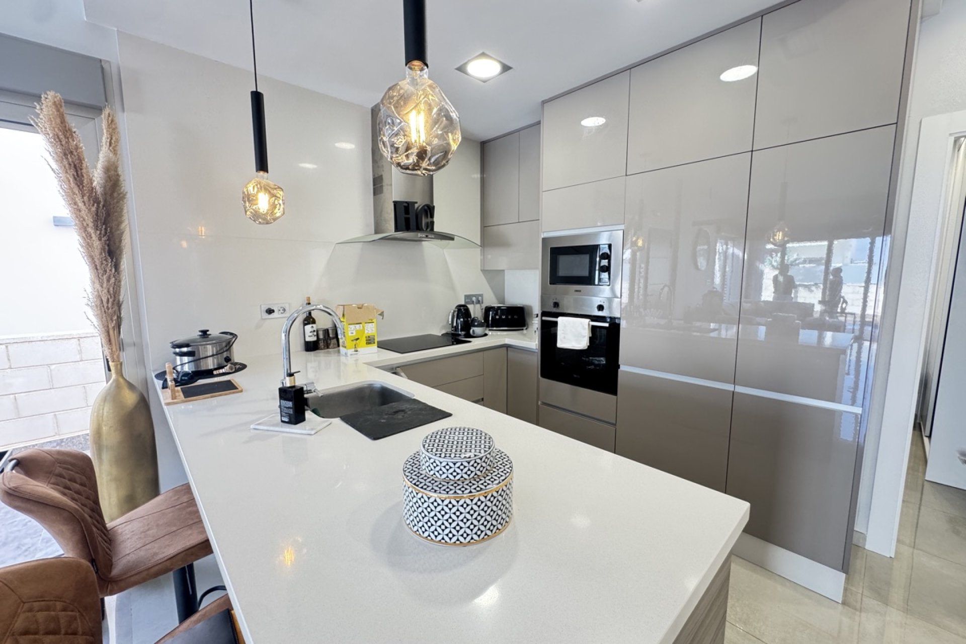 Resale - Villa - Orihuela Costa - Villamartin