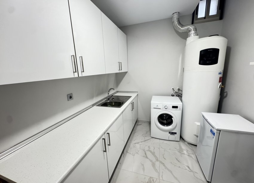 Resale - Villa - Orihuela Costa - Villamartin