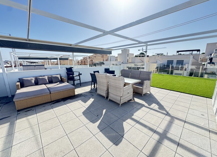 Resale - Villa - Orihuela Costa - Villamartin