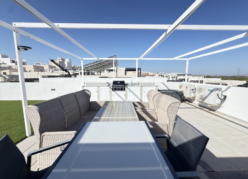 Resale - Villa - Orihuela Costa - Villamartin