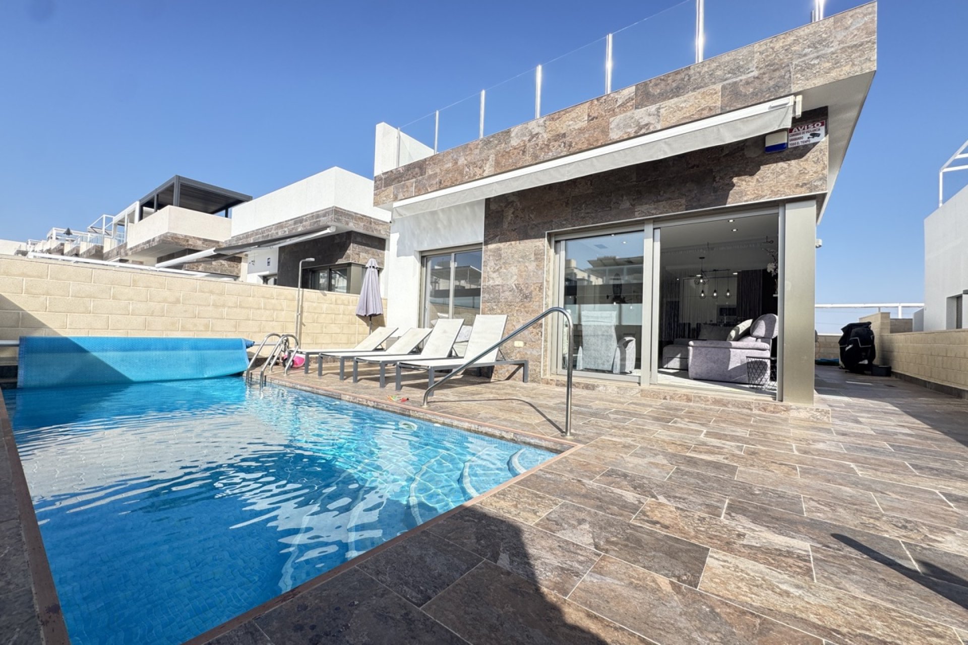 Resale - Villa - Orihuela Costa - Villamartin