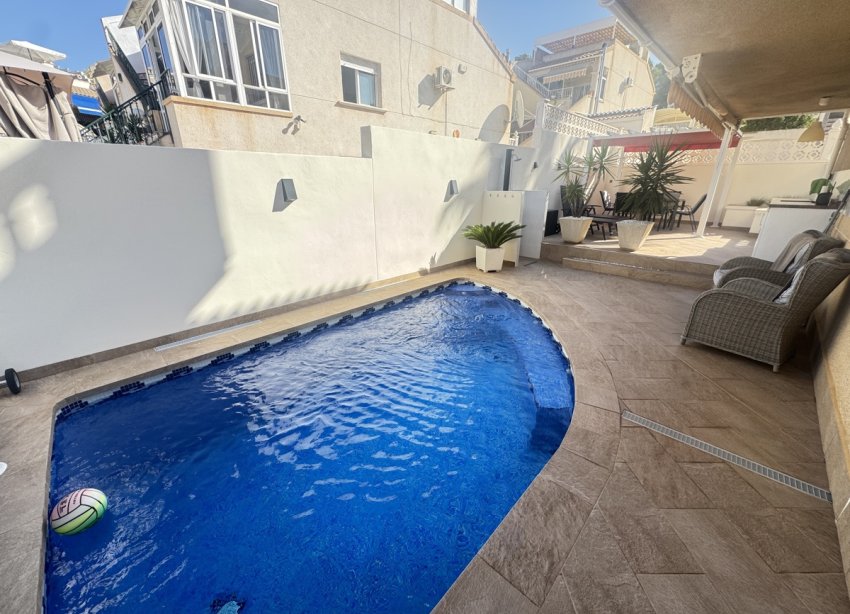 Resale - Villa - Orihuela Costa - Villamartin