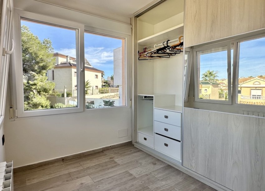 Resale - Villa - Orihuela Costa - Villamartín