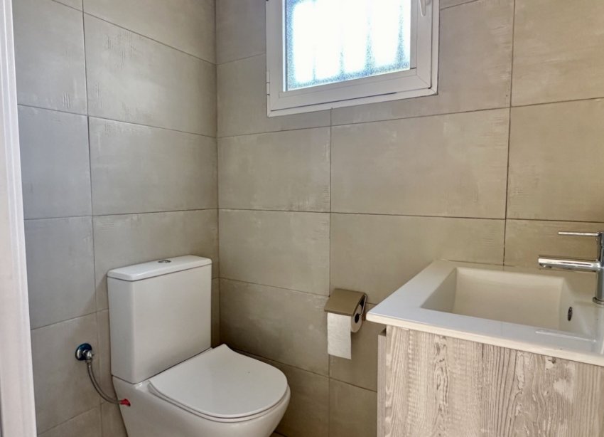 Resale - Villa - Orihuela Costa - Villamartín