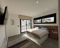 Resale - Villa - Orihuela Costa - Villamartin