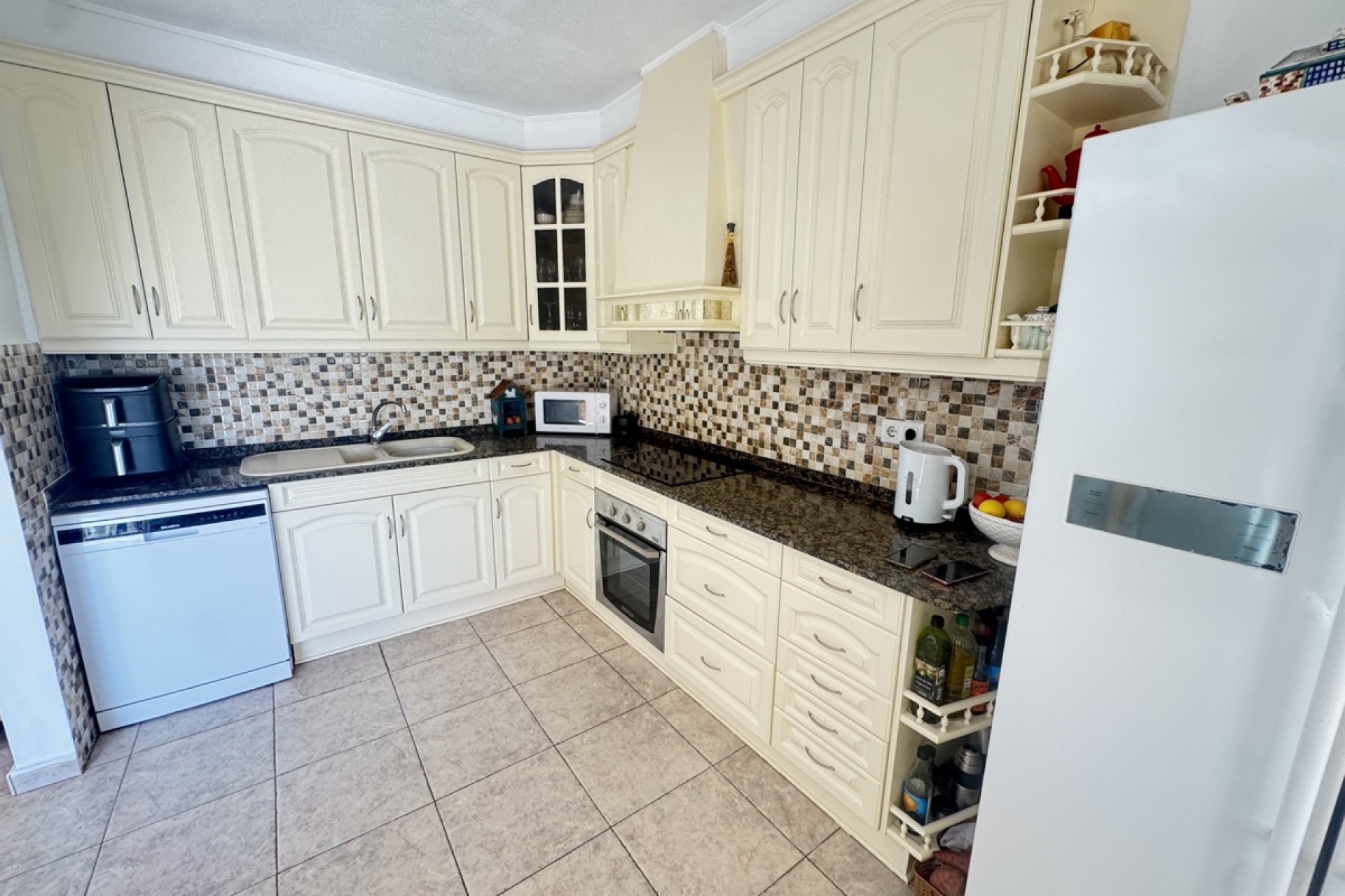 Resale - Villa - Orihuela Costa - Villamartin