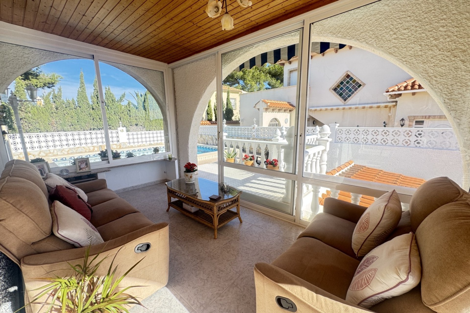 Resale - Villa - Orihuela Costa - Villamartin