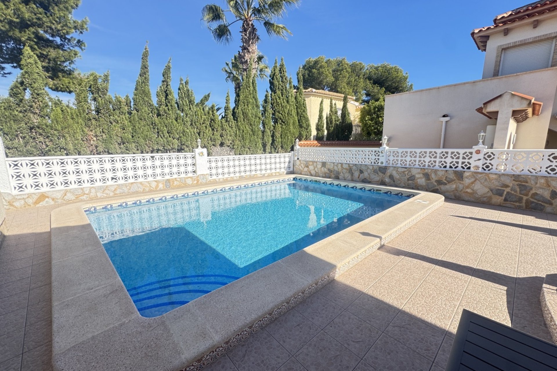 Resale - Villa - Orihuela Costa - Villamartin