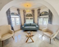 Resale - Villa - Orihuela Costa - Villamartin