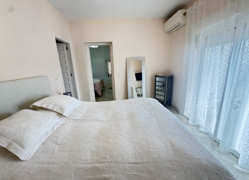 Resale - Villa - Orihuela Costa - Villamartin