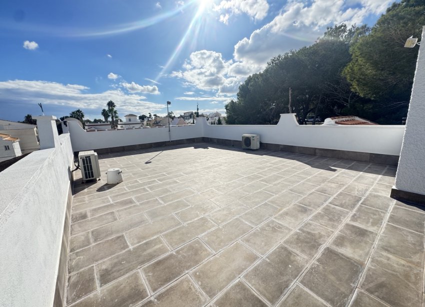 Resale - Villa - Orihuela Costa - Villamartin