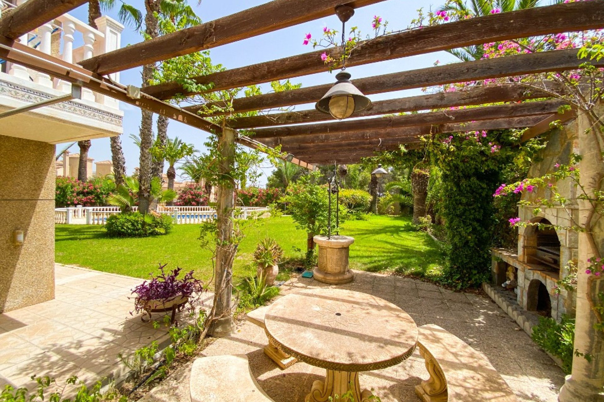 Resale - Villa - Orihuela Costa - Villamartin