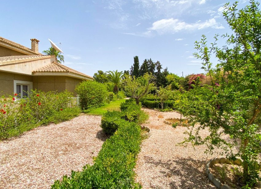 Resale - Villa - Orihuela Costa - Villamartin