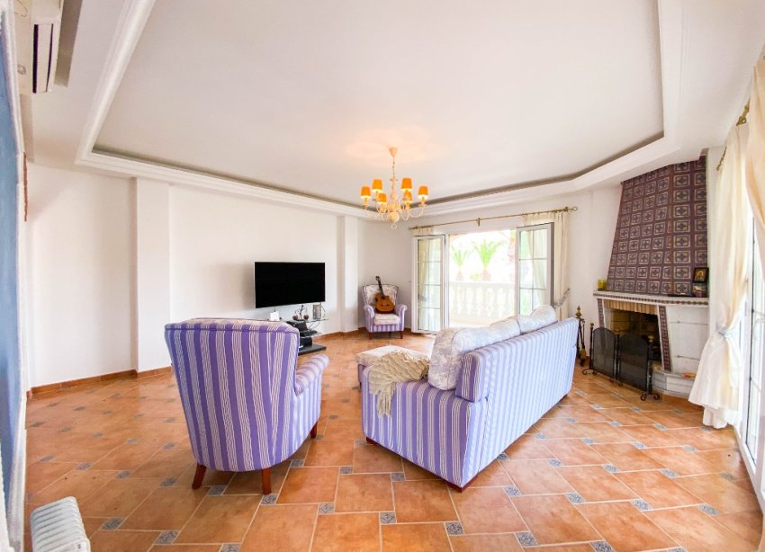 Resale - Villa - Orihuela Costa - Villamartin