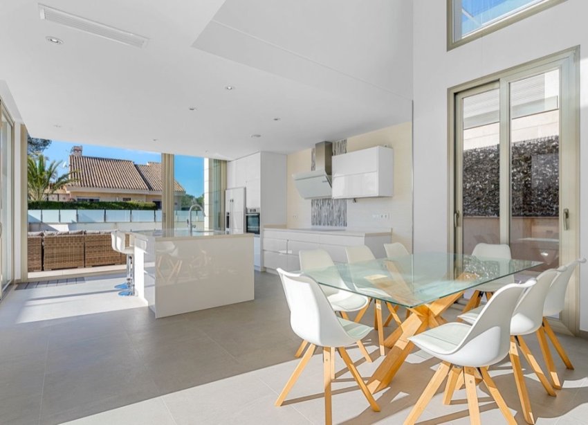 Resale - Villa - Orihuela Costa - Villamartín