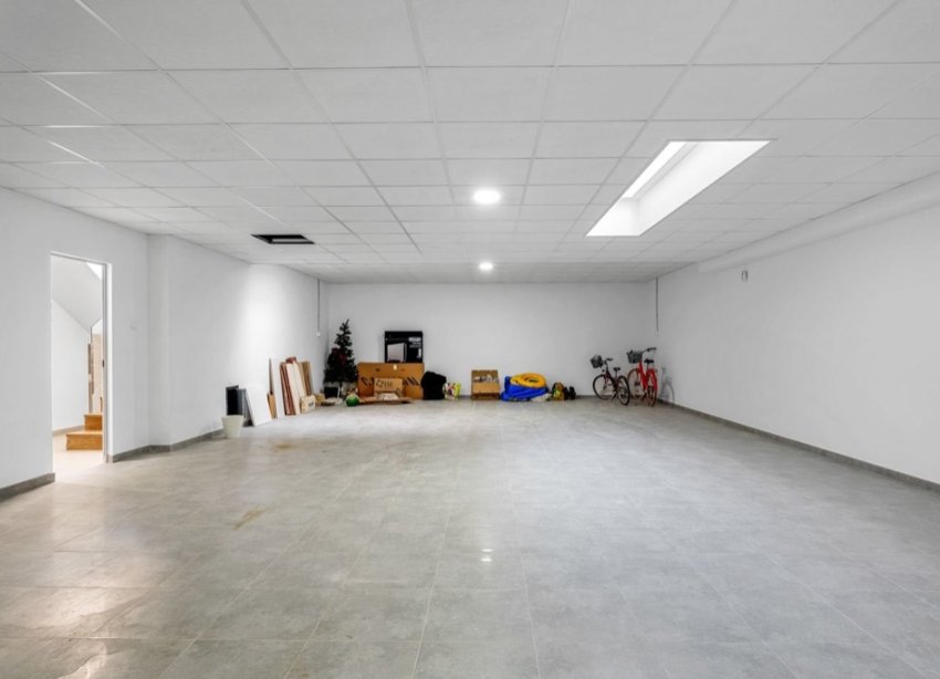 Resale - Villa - Orihuela Costa - Villamartín