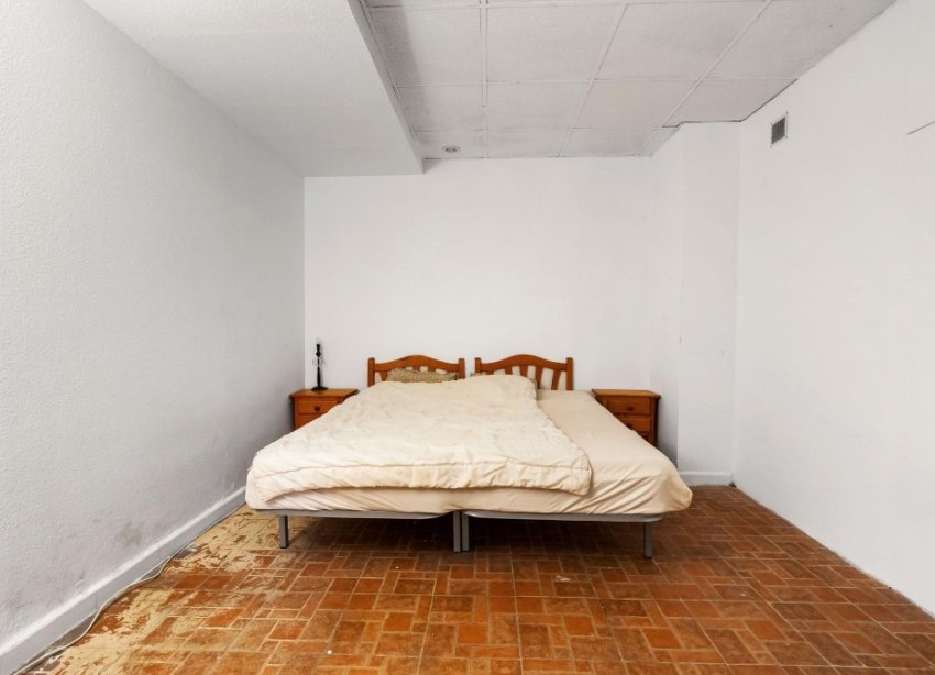 Resale - Villa - Orihuela Costa - Villamartin