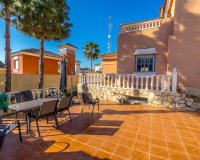 Resale - Villa - Orihuela Costa - Villamartin
