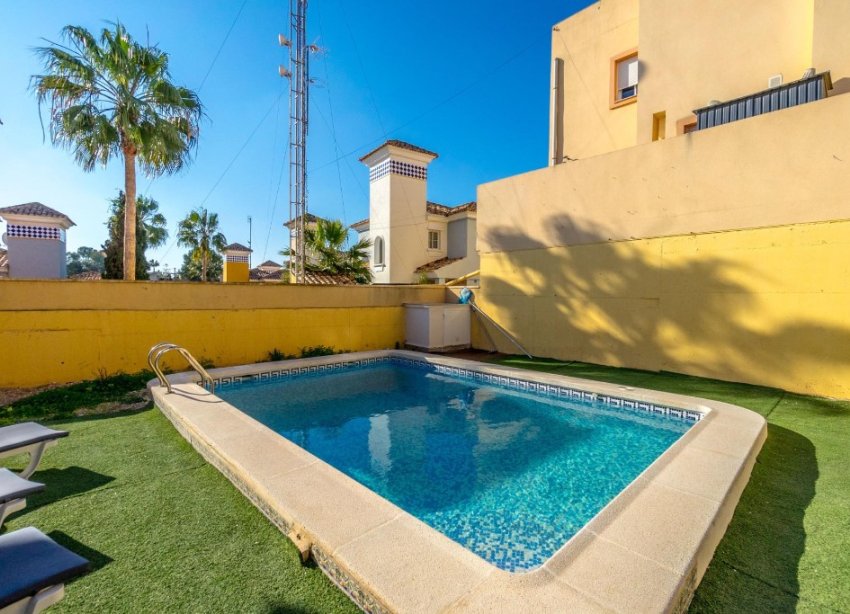 Resale - Villa - Orihuela Costa - Villamartin