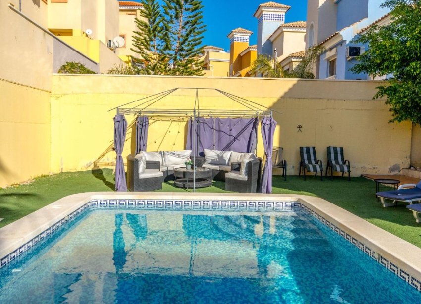 Resale - Villa - Orihuela Costa - Villamartin