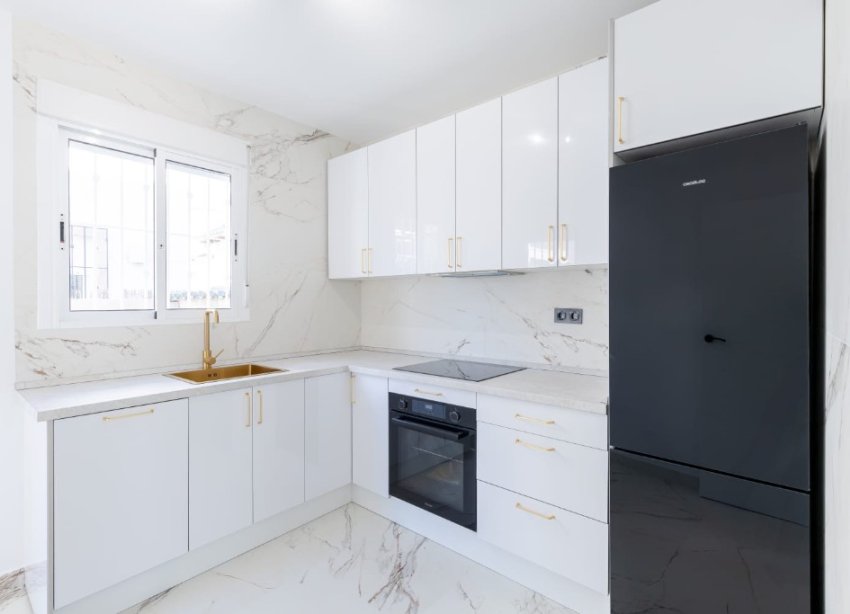 Resale - Villa - Orihuela Costa - Villamartín