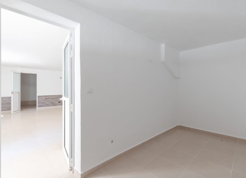 Resale - Villa - Orihuela Costa - Villamartín