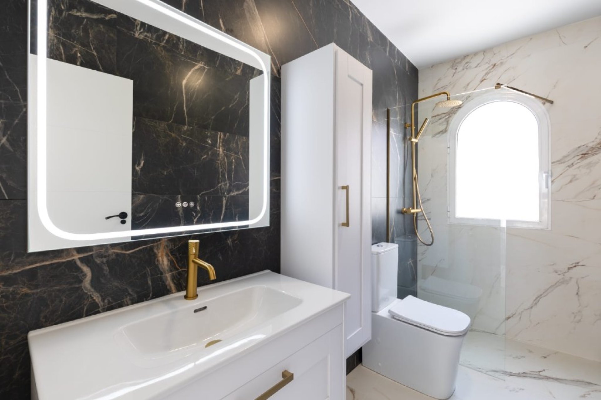 Resale - Villa - Orihuela Costa - Villamartín