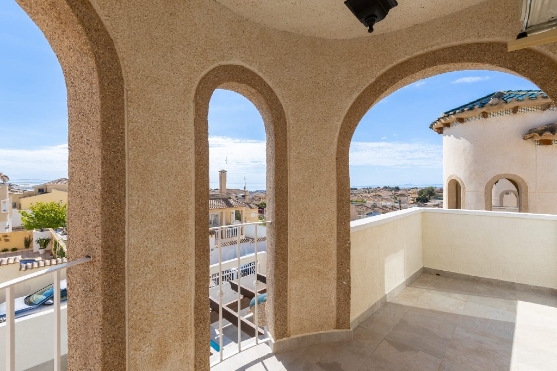 Resale - Villa - Orihuela Costa - Villamartín